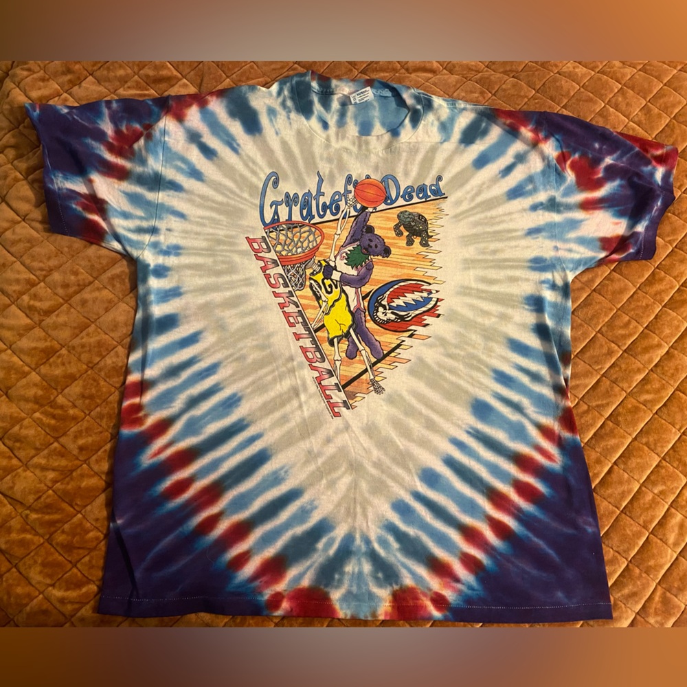 Vintage x Grateful Dead x Bear Dunking On Skeleton Tie Dye Tee Shirt